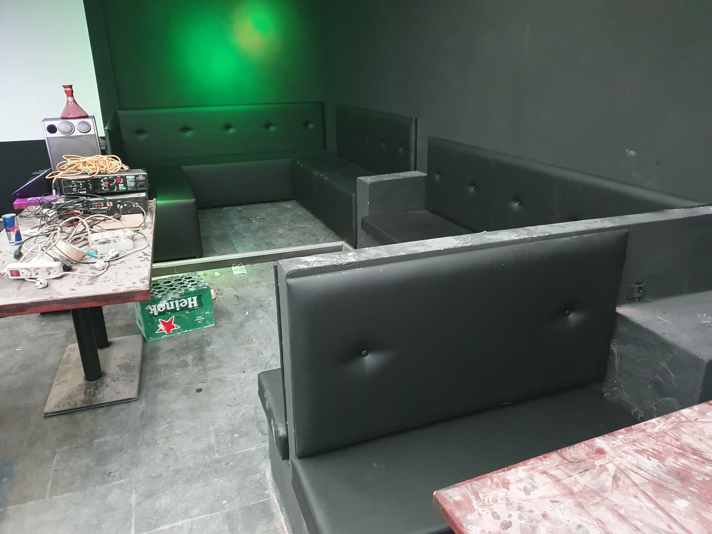 Sofá hostelería Bassic boton tela antimanchas