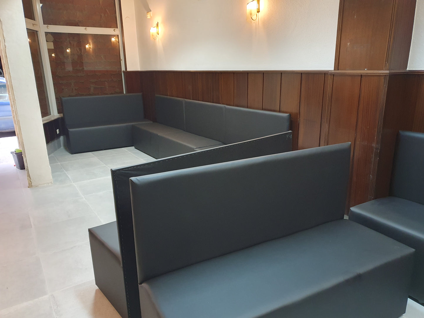 Sofá hostelería Bassic polipiel