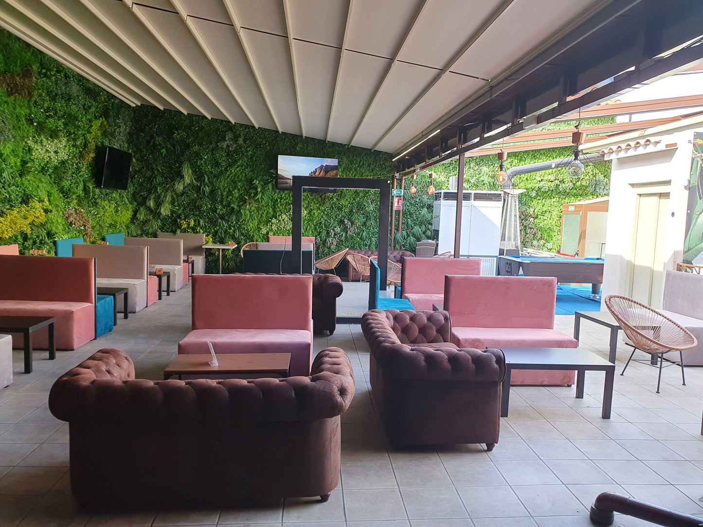 Sofá hostelería Bassic tela antimanchas
