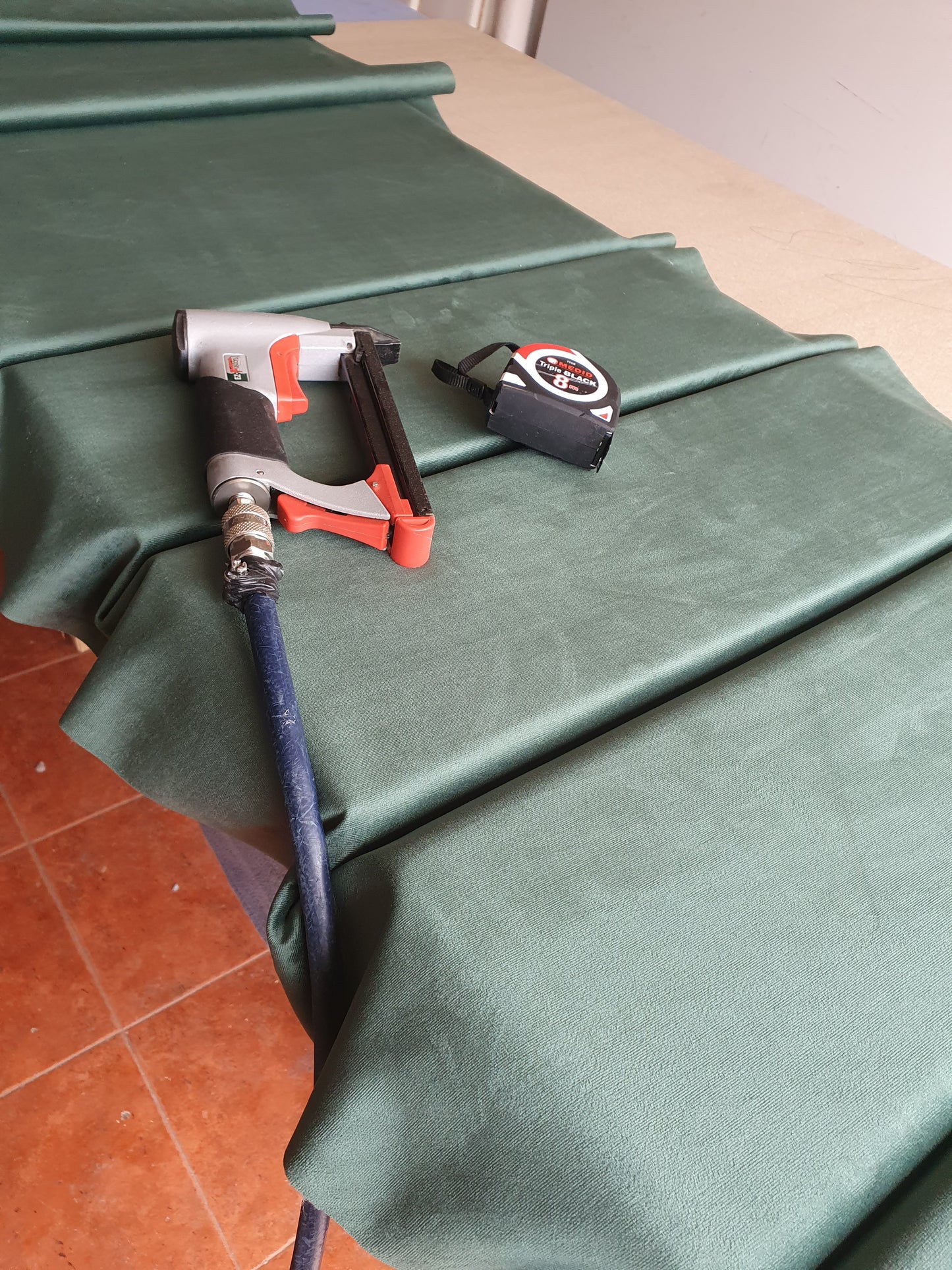 Sofá hostelería Agayon polipiel
